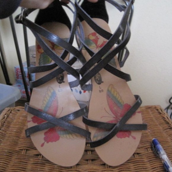 Rue 21 Etc. Sandals - Picture 3 of 5